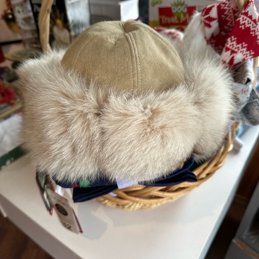 Authentic Fox/Lynx Fur Cloche Beige Winter Hat - Picture 3 of 3